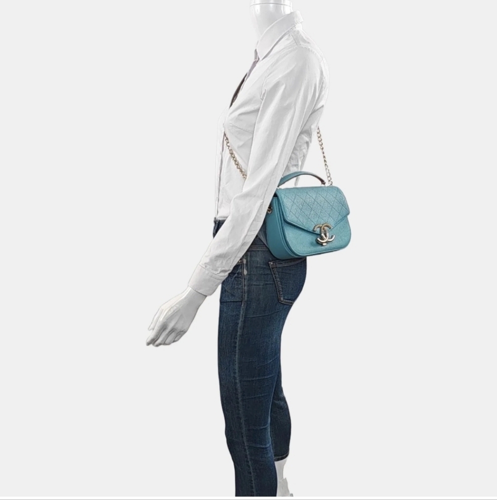 CHANEL Light Blue Caviar Quilted Shoulder Bag - Picture 3 of 5